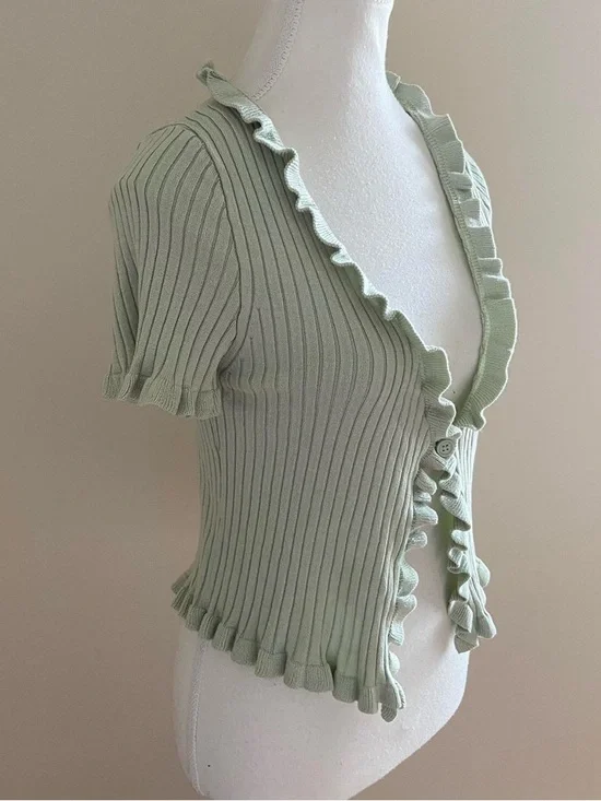 Ribbed Ruffle Front Short Sleeve Top - Sage Green - Picture 5 of 7